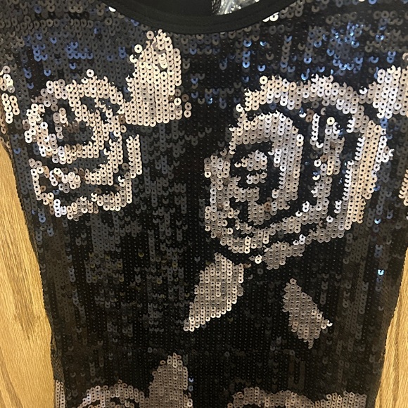 Dynamite w/ tag Sequin Floral Dress size medium - Picture 2 of 8